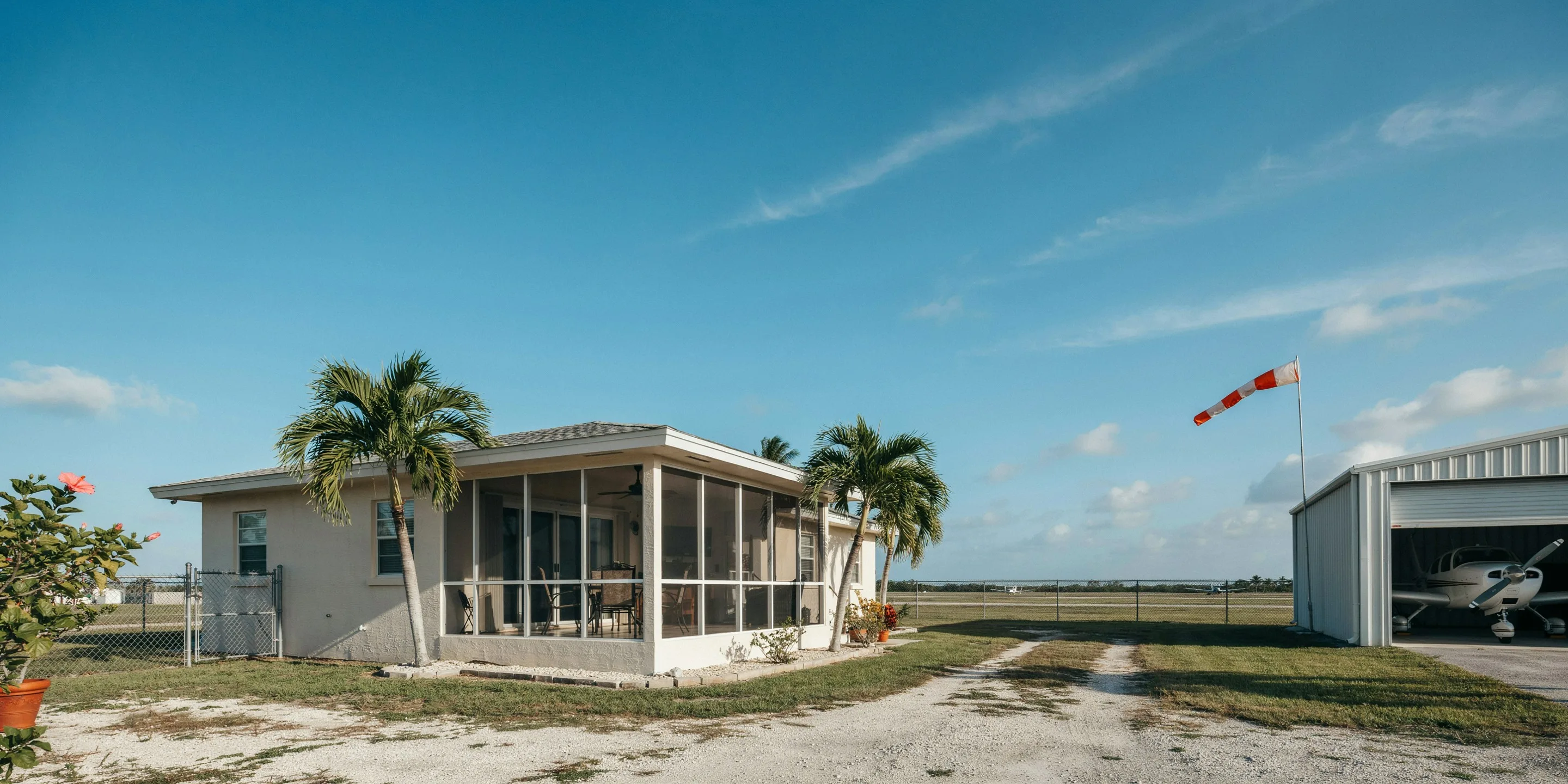 Home with screened porch near the airfield in Desoto Lakes, Sarasota, FL